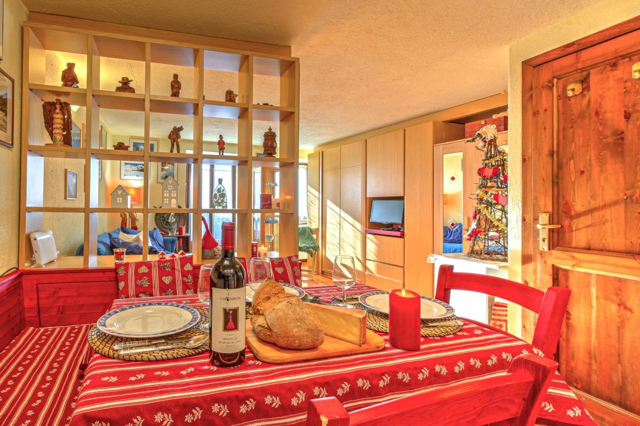 Appartamento Claire - Relax Con Splendida Vista - Cour 0081 Courmayeur Exterior foto