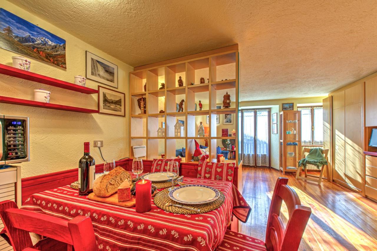 Appartamento Claire - Relax Con Splendida Vista - Cour 0081 Courmayeur Exterior foto