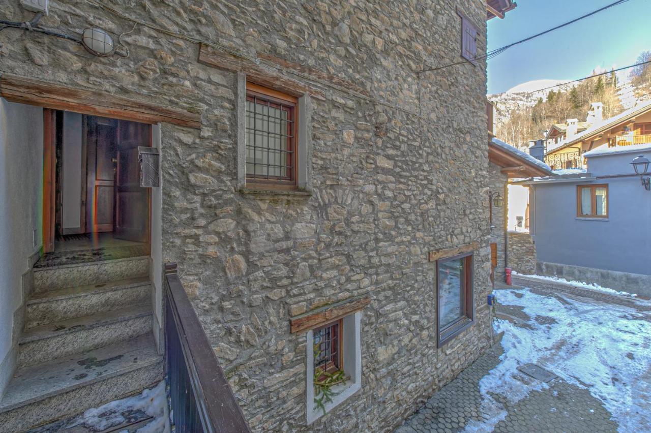 Appartamento Claire - Relax Con Splendida Vista - Cour 0081 Courmayeur Exterior foto
